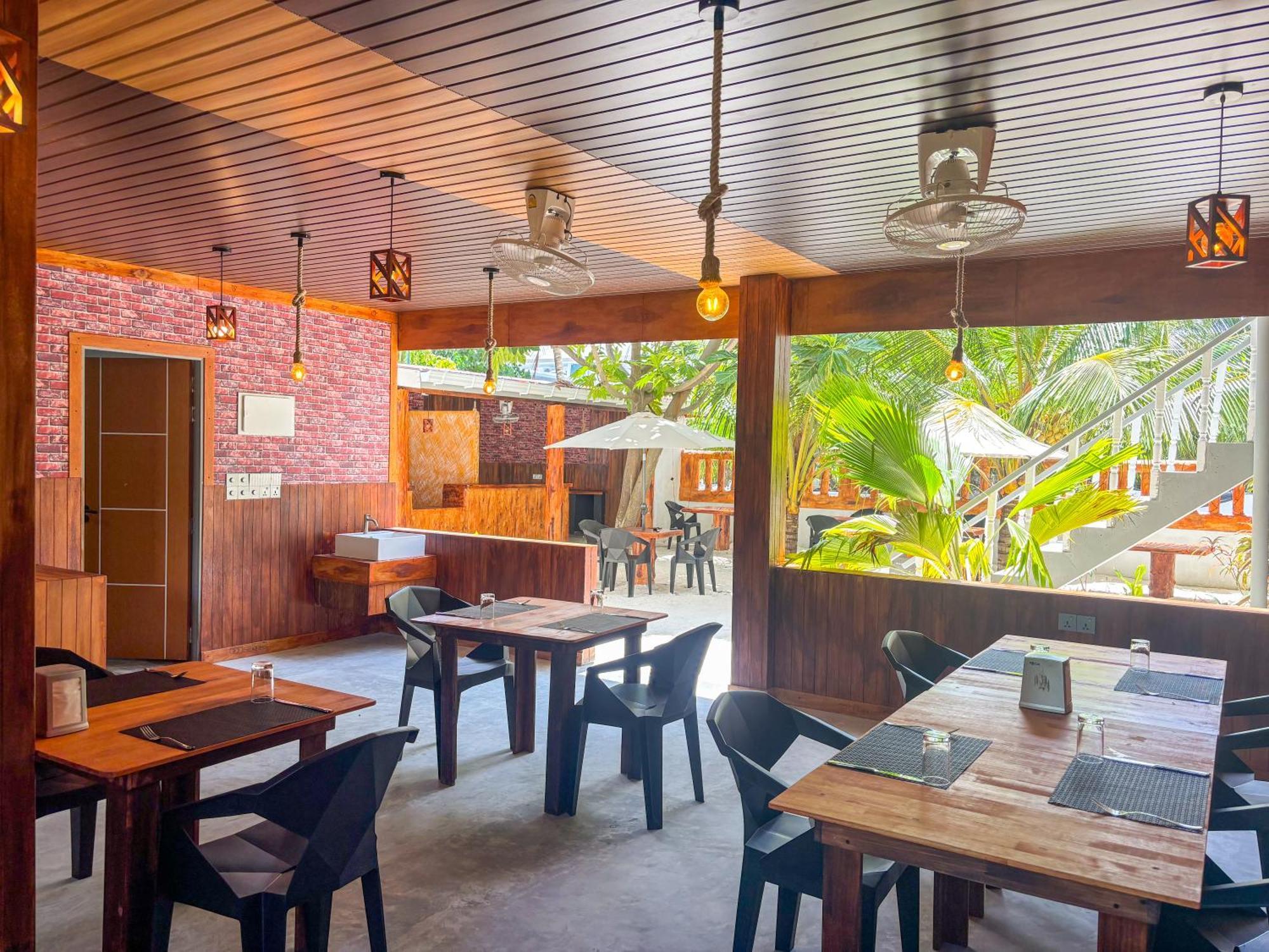 Mathiveri Thundi Inn Luaran gambar