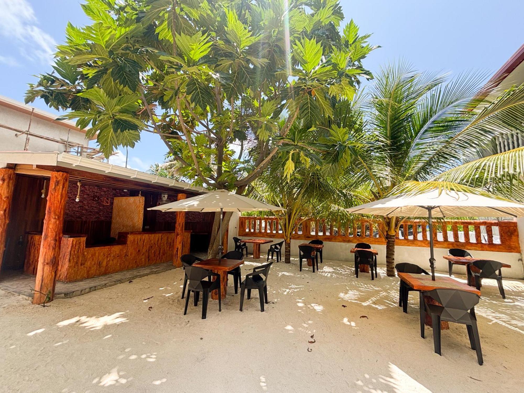 Mathiveri Thundi Inn Luaran gambar